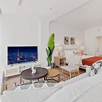 Stylish Downtown La Getaway - Prime Location On Wilshire Blvd!