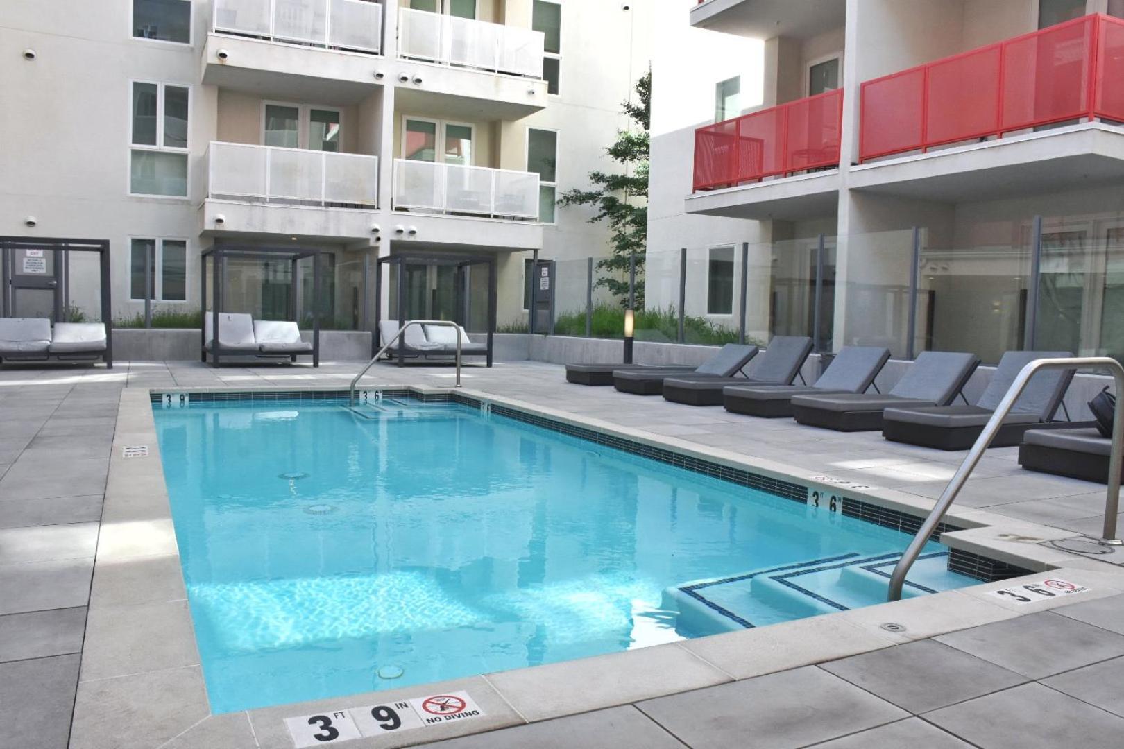 Hotel Stylish Downtown La Getaway - Prime Location On Wilshire Blvd!